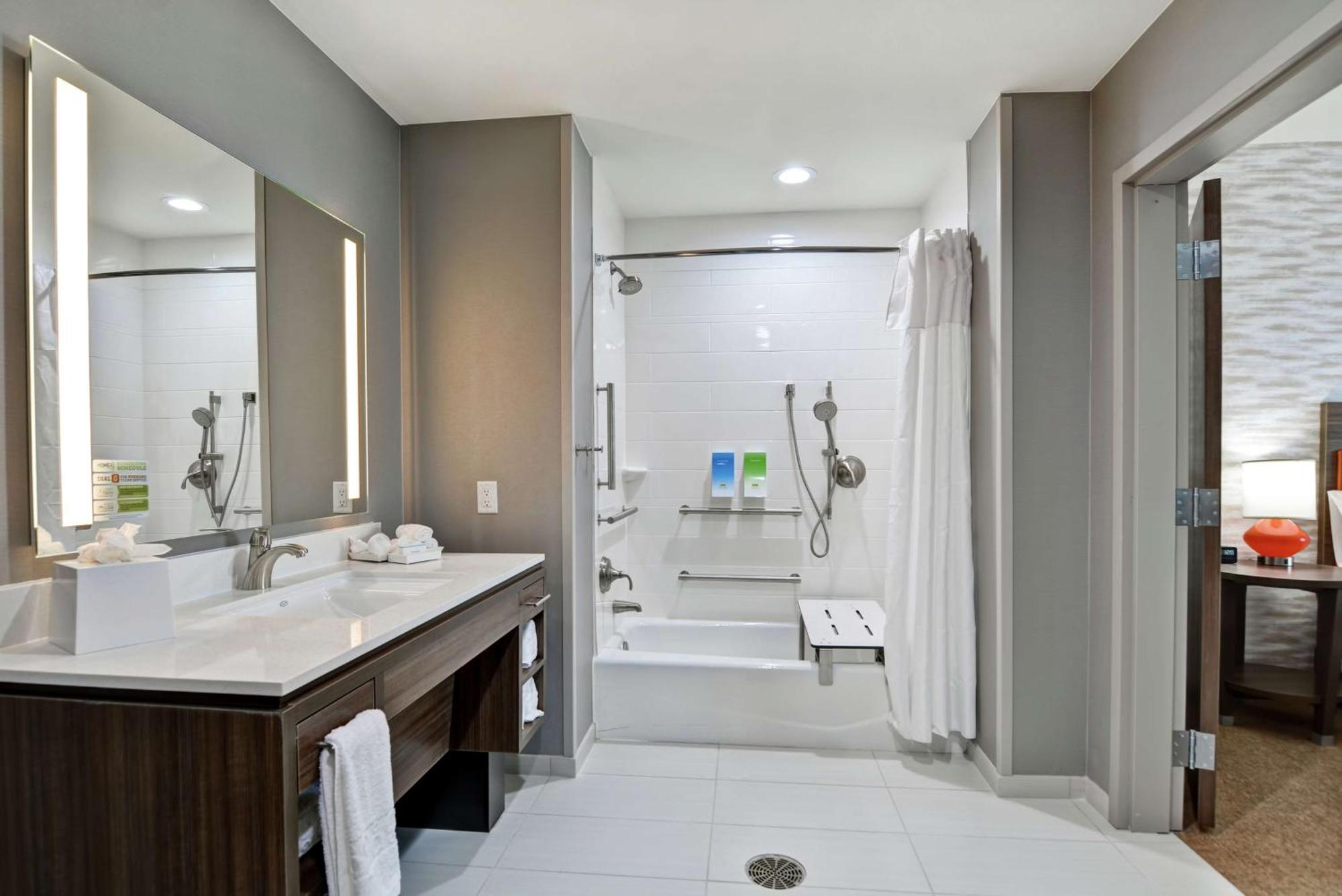 Home2 Suites By Hilton Bedford Dfw West Exterior foto