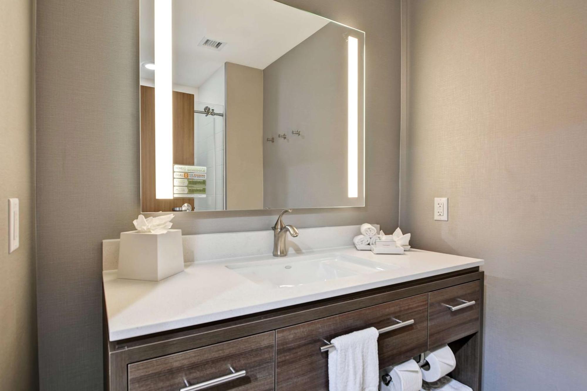 Home2 Suites By Hilton Bedford Dfw West Exterior foto